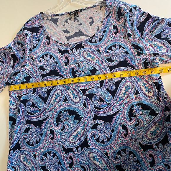 Roz & Ali Paisley Top Womens Size 2X Turquoise Pink Bell Sleeve Blouse - Picture 8 of 9